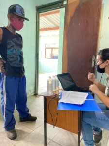 Projeto do CCBSA que auxilia catadores de materiais recicláveis realiza cadastramento dos trabalhadores no eSocial